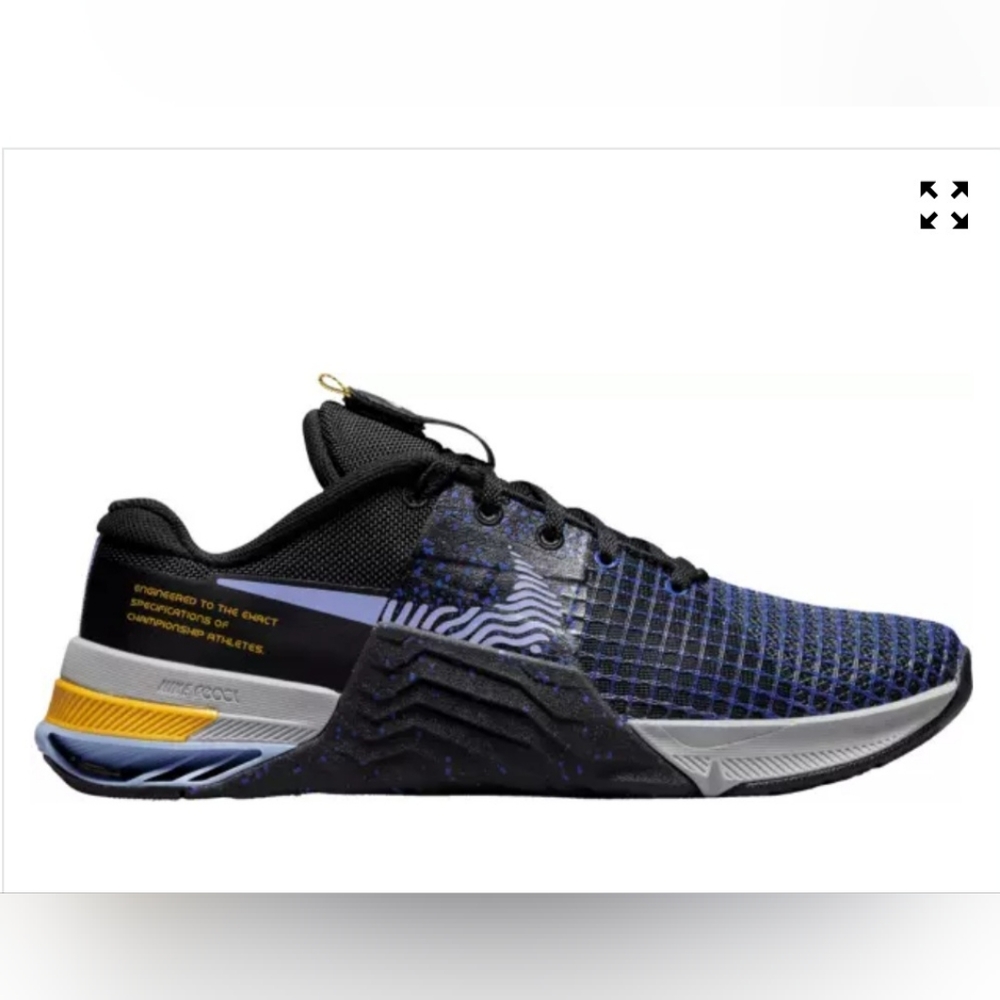 *NEW* Nike metcon 8 training shoes sz 5.5 women's